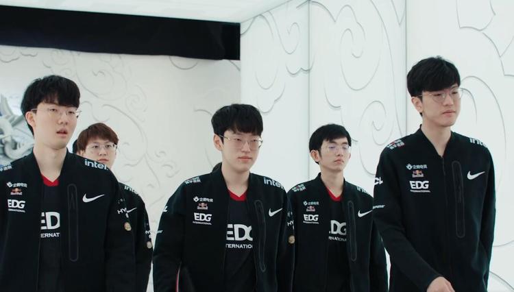 纳入体系 纳入体系