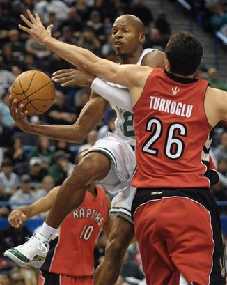 上继续稳居 上继续稳居