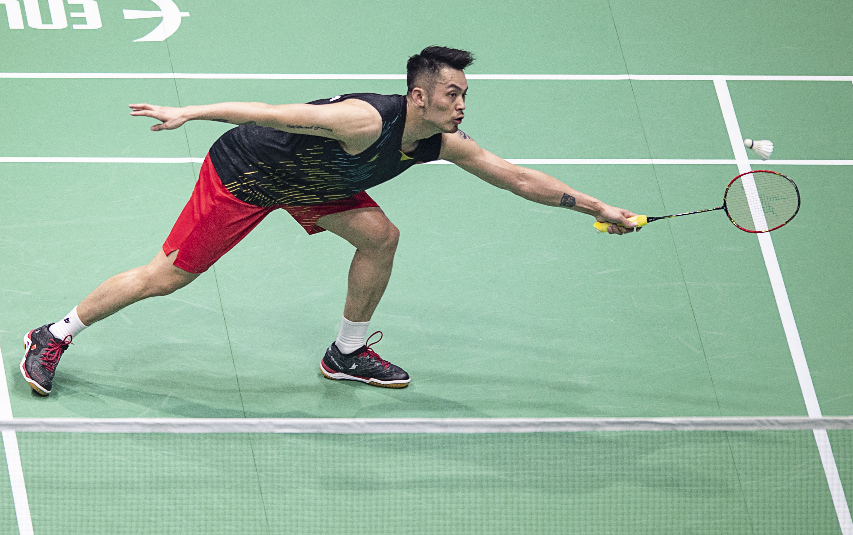 极为严格 极为严格