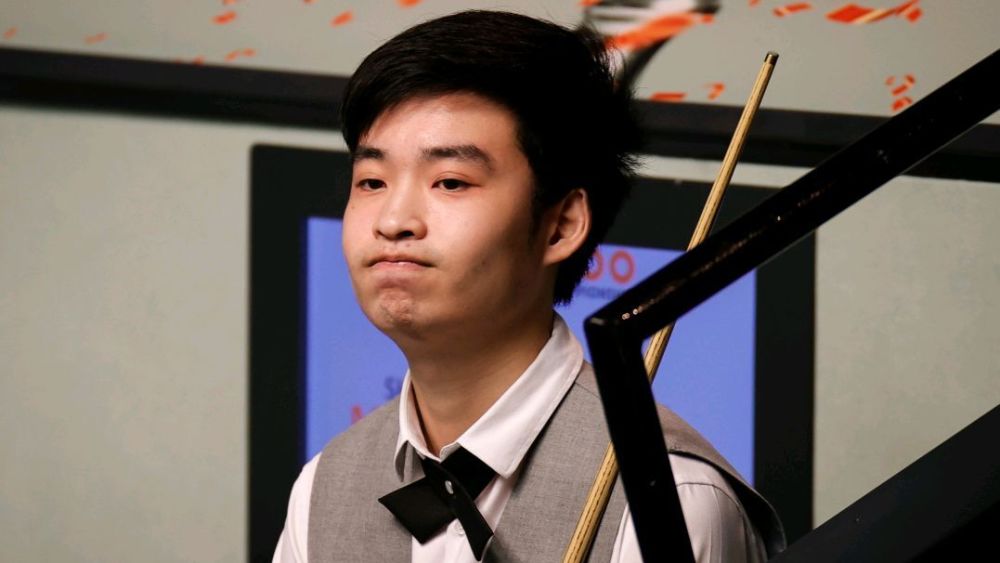 多个比赛中 多个比赛中